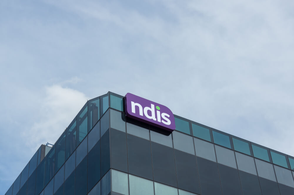 Registered vs unregistered NDIS providers: Understanding the difference